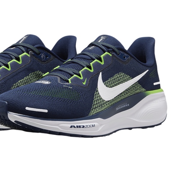 NIB men's 10 Nike Air Zoom Pegasus 41 Seattle Seahawks FZ5096-400 NFL - Picture 1 of 8